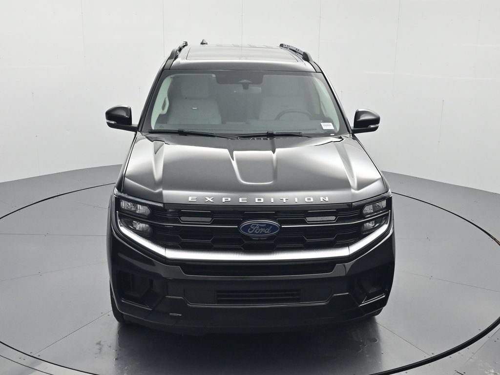 New 2026 Ford Expedition Platinum w/ Driver's Package AWD/4WD image 11