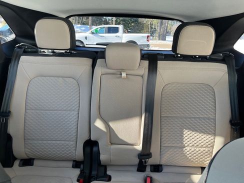 Used 2022 Ford Escape SE w/ Convenience Package image 16