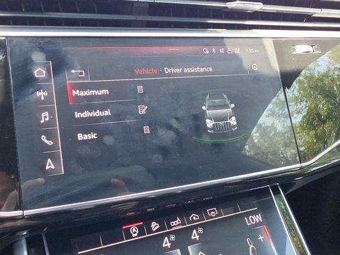 Used 2020 Audi Q8 Premium Plus AWD/4WD image 43