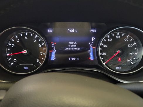 Used 2020 Jeep Compass Latitude w/ Popular Equipment Group AWD/4WD image 23