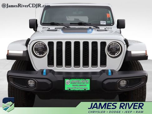 Used 2023 Jeep Wrangler Unlimited Rubicon 4xe w/ Cold Weather Group AWD/4WD image 7