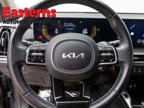 Used 2024 Kia Sorento S FWD image 10