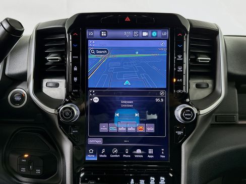 Used 2025 RAM 2500 Big Horn image 24