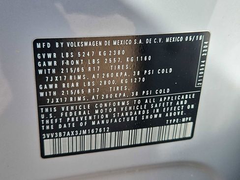 Used 2018 Volkswagen Tiguan SE w/ Panoramic Sunroof Package image 36