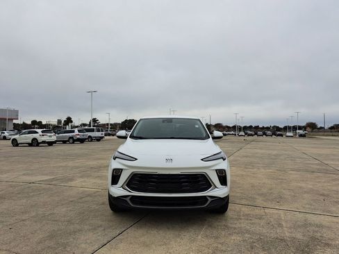 Used 2024 Buick Encore GX Preferred image 2