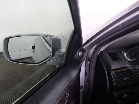 Used 2017 Honda Accord EX-L image 29