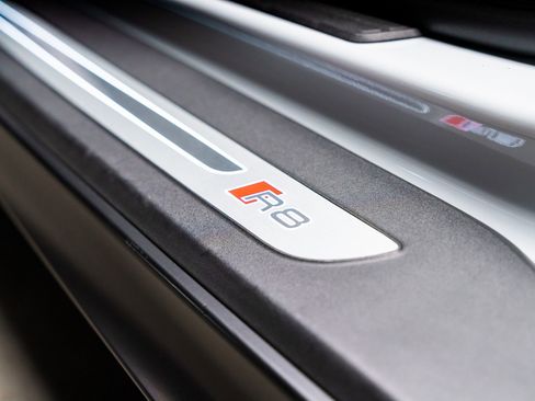 Used 2014 Audi R8 V10 image 53