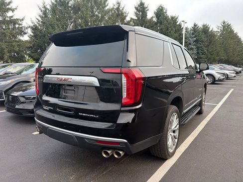 Used 2022 GMC Yukon Denali AWD/4WD image 3