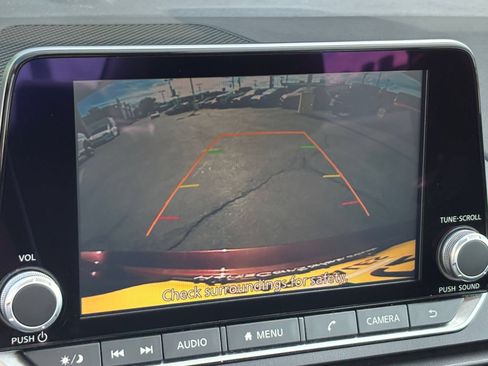 Used 2025 Nissan Altima 2.5 SV FWD image 20
