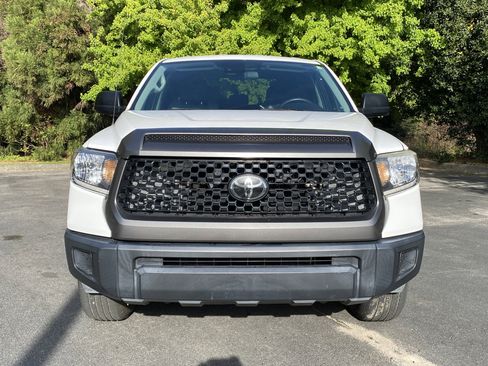 Used 2019 Toyota Tundra SR image 3