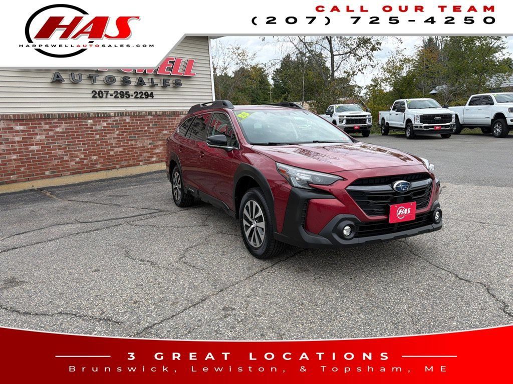 Used 2023 Subaru Outback Premium AWD/4WD image 6