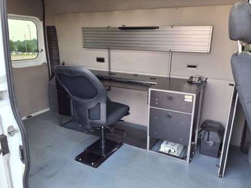 Used 2021 RAM ProMaster 1500 FWD image 4
