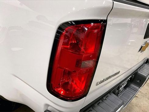 Used 2020 Chevrolet Colorado W/T image 31