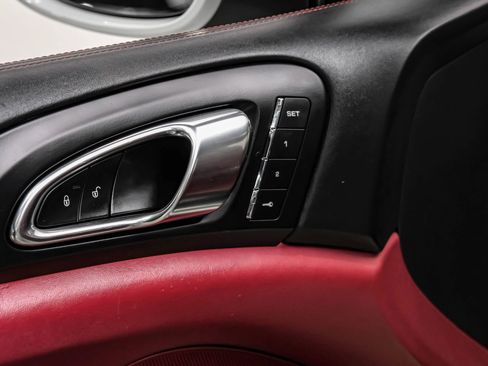 Used 2016 Porsche Cayenne GTS image 60
