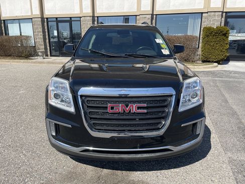 Used 2017 GMC Terrain SLE image 9