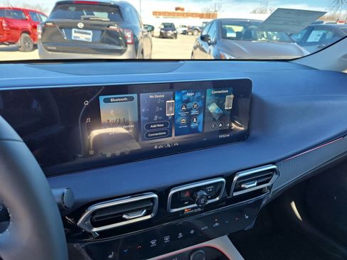 New 2026 Nissan Sentra SL w/ Floor Mat Package image 24