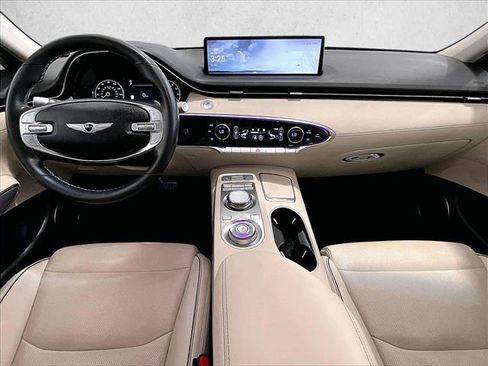 Used 2023 Genesis GV70 2.5T w/ Advanced Package AWD/4WD image 16