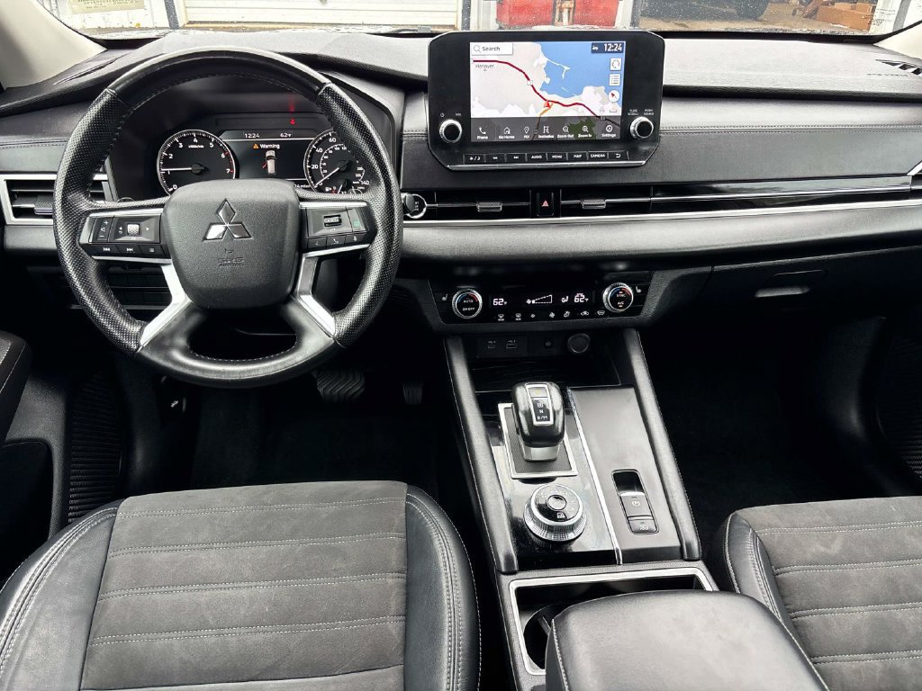 Used 2023 Mitsubishi Outlander Ralliart AWD/4WD image 10