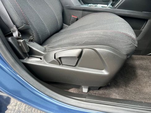 Used 2016 Chevrolet Equinox LT AWD/4WD image 23