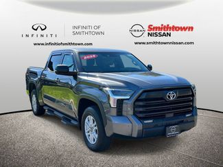 Used 2025 Toyota Tundra SR5 w/ SR5 Premium Package AWD/4WD video 1