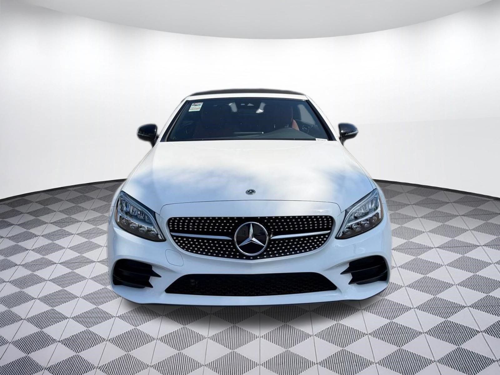 Used 2023 Mercedes-Benz C 300 Cabriolet image 4