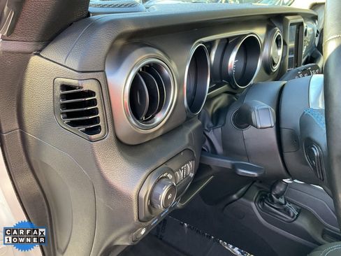 Used 2022 Jeep Wrangler Unlimited Rubicon 4xe w/ Cold Weather Group image 18