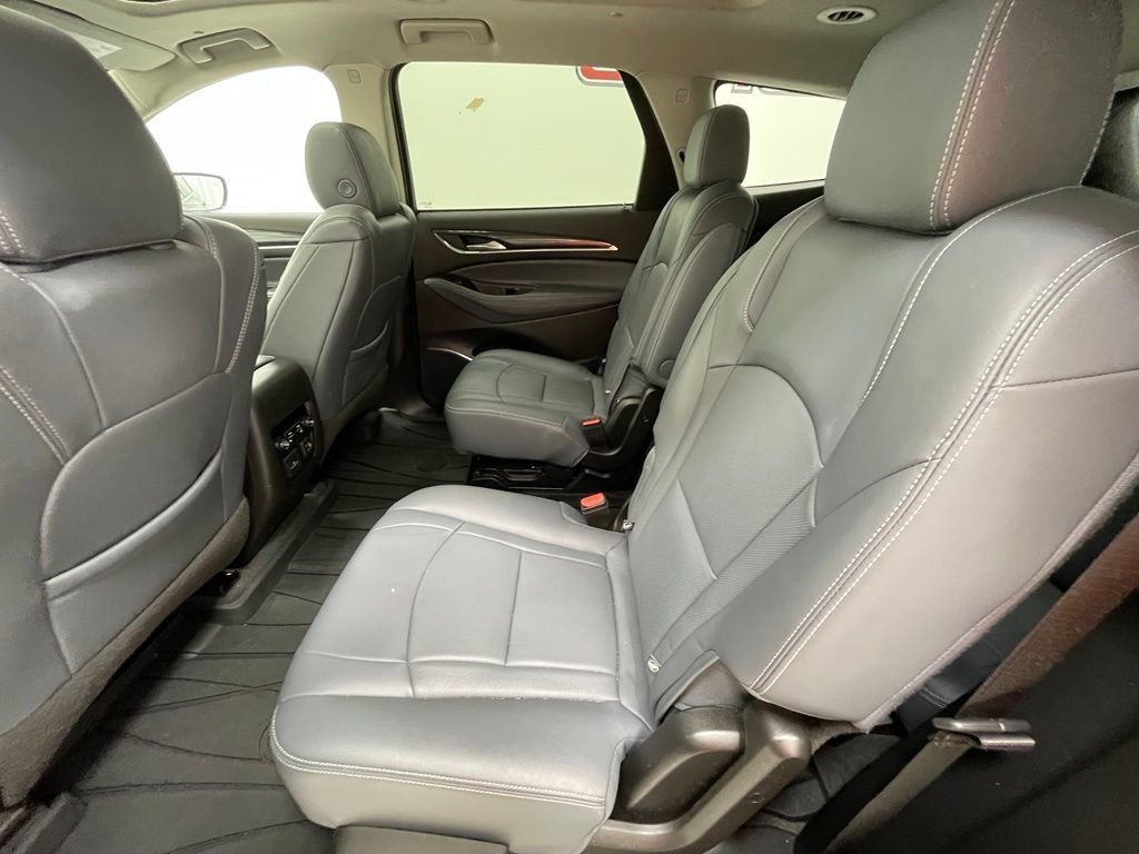 Used 2021 Buick Enclave Premium w/ Sun and Sites Package AWD/4WD image 9