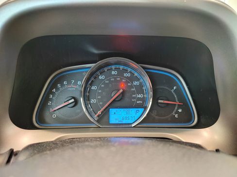 Used 2014 Toyota RAV4 Limited AWD/4WD image 13