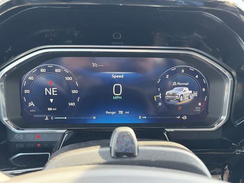 New 2026 Chevrolet Silverado 1500 High Country w/ High Country Premium Package AWD/4WD image 23