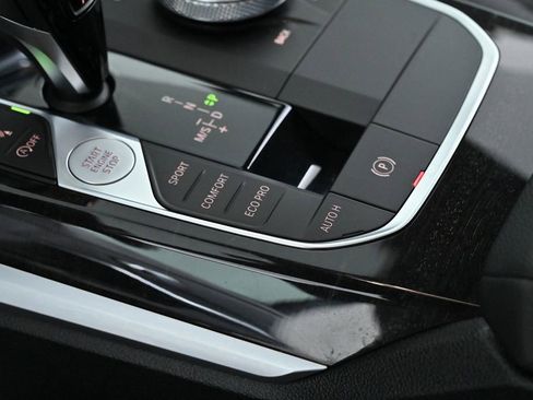 Used 2019 BMW 330i xDrive Sedan w/ Driving Assistance Package image 24