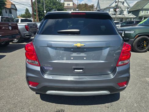 Used 2019 Chevrolet Trax LT FWD image 16