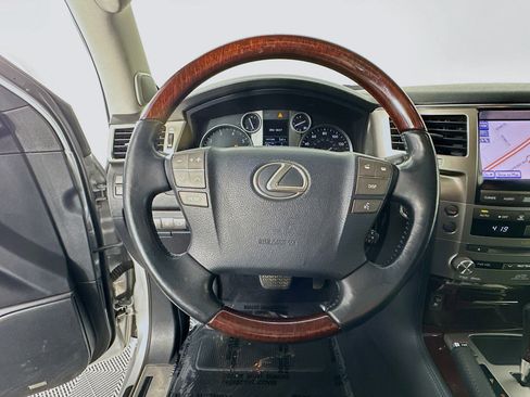 Used 2014 Lexus LX 570 4WD w/ Luxury Package image 11