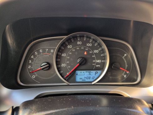 Used 2014 Toyota RAV4 LE FWD image 15
