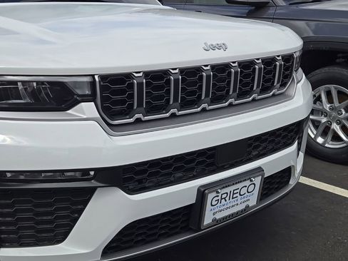 New 2026 Jeep Grand Cherokee Limited image 2