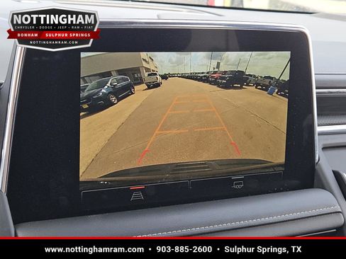 Used 2024 GMC Yukon SLT RWD image 17