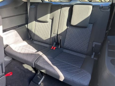 Used 2018 Volkswagen Atlas S image 12