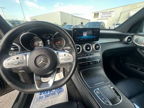 Used 2020 Mercedes-Benz GLC 300 GLC 300 image 19