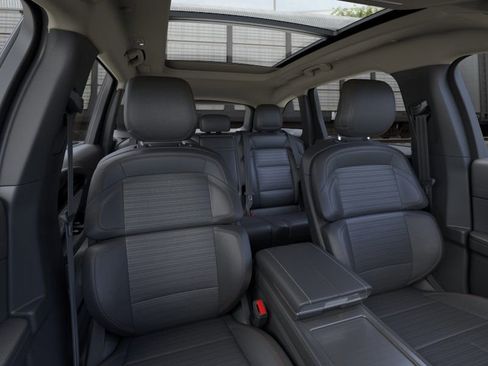 New 2026 Lincoln Nautilus Reserve image 10