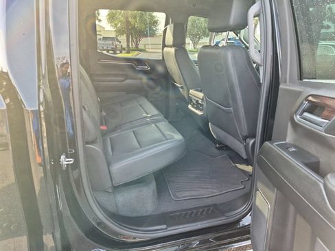 Used 2024 GMC Sierra 1500 SLT AWD/4WD image 20