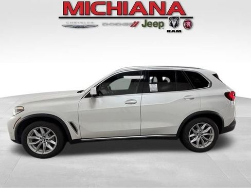 Used 2022 BMW X5 xDrive40i w/ Premium Package image 1