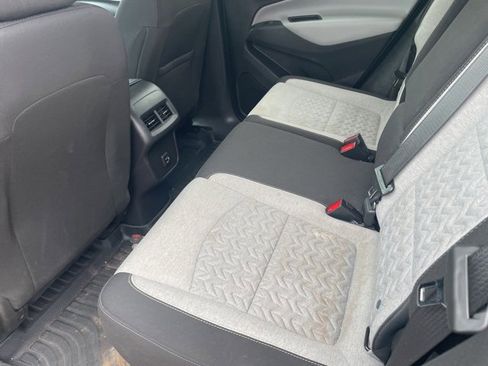 Used 2023 Chevrolet Equinox LS w/ LS Convenience Package image 7