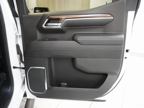 Certified 2023 Chevrolet Silverado 1500 RST image 26