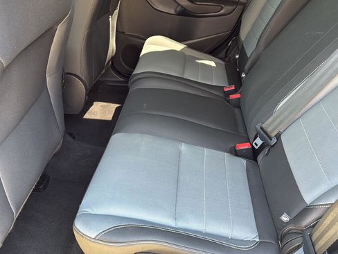 Used 2019 Ford Escape S image 12