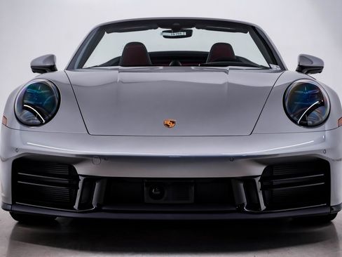 New 2026 Porsche 911 Carrera image 6