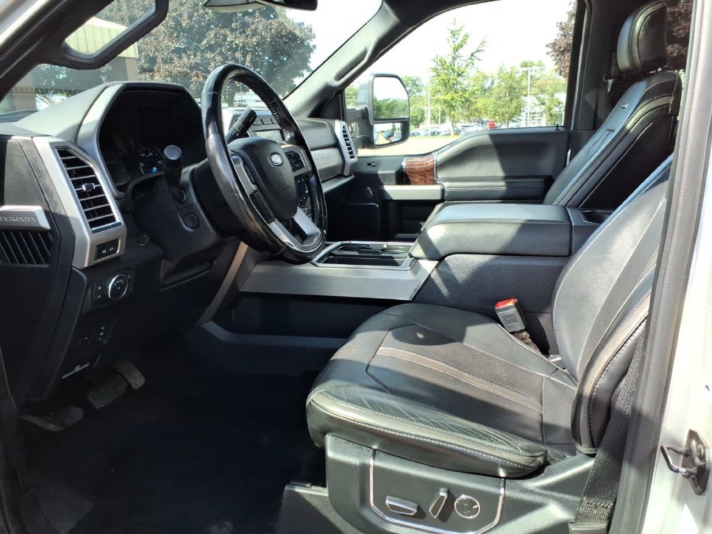 Used 2017 Ford F350 Platinum w/ Platinum Ultimate Package AWD/4WD image 11