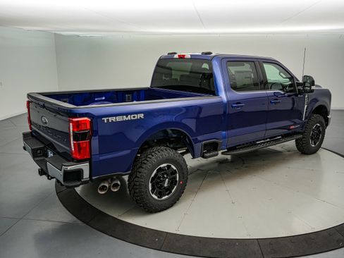New 2026 Ford F250 Lariat w/ Tremor Off-Road Package image 4