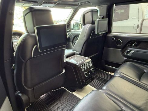 Used 2018 Land Rover Range Rover Long Wheelbase Autobiography image 6