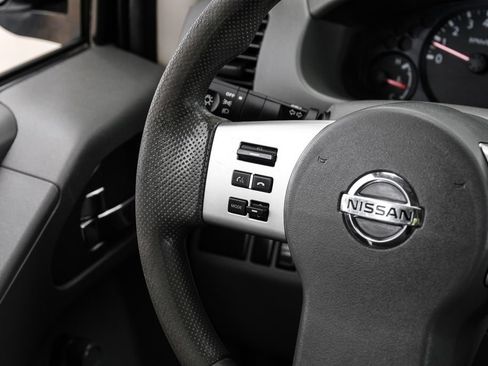 Used 2019 Nissan Frontier S RWD image 13