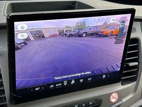 Used 2022 Ford Transit 350 XLT image 17