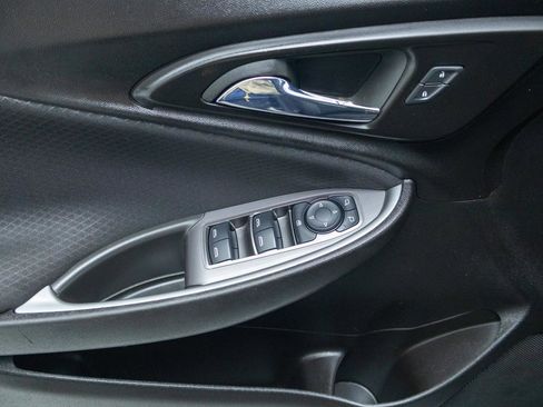 Used 2023 Chevrolet Malibu LT image 12